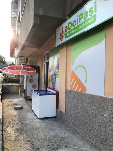 La doi paşi